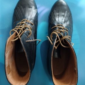 Size 11 Black Faux Leather Boot